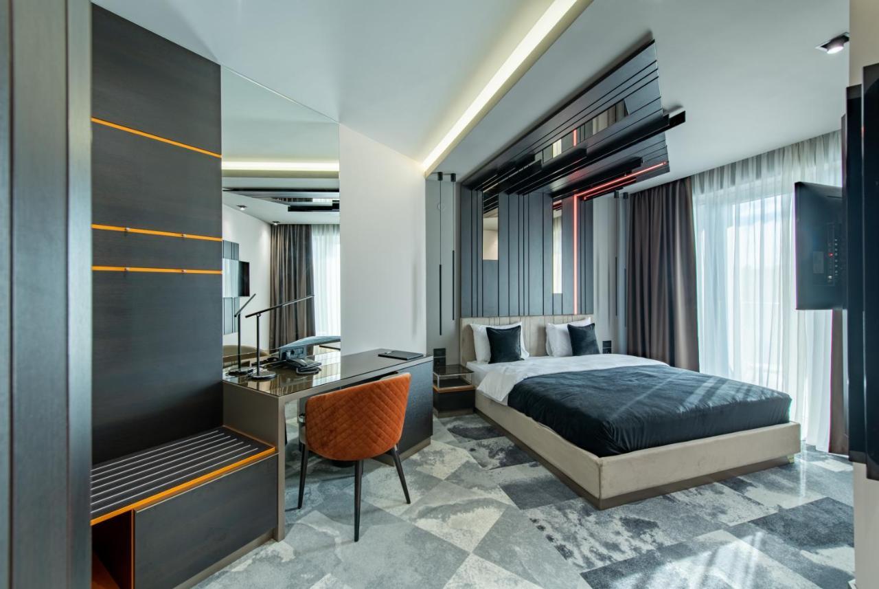 Hotel Zeneva Lux Kragujevac Eksteriør billede