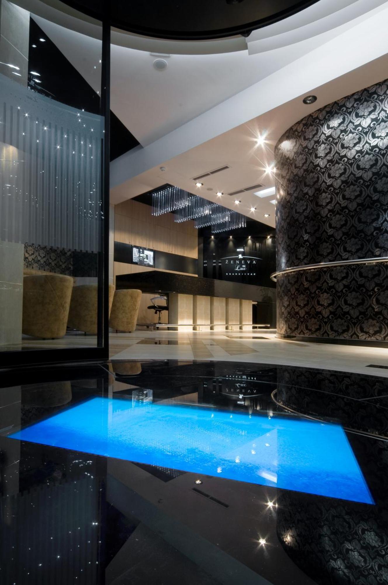 Hotel Zeneva Lux Kragujevac Eksteriør billede